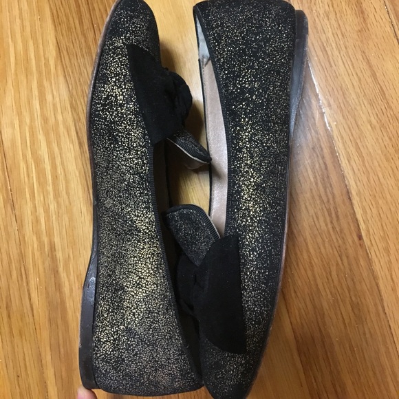 Ugg Bow Loafers - Picture 3 of 3